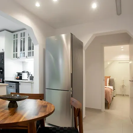 Apartman Chic 1bed Retreat In Bairro Alto Lisboa