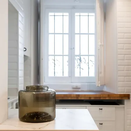 Chic 1bed Retreat In Bairro Alto リスボン