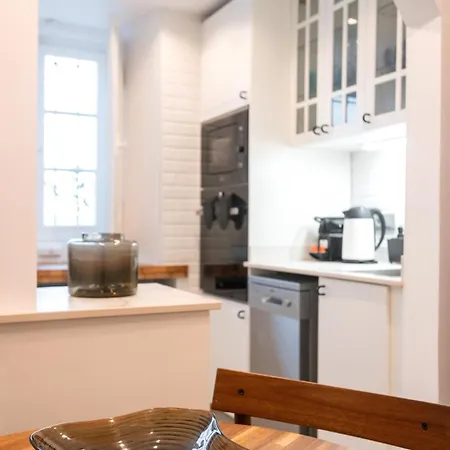 Chic 1bed Retreat In Bairro Alto アパート *
